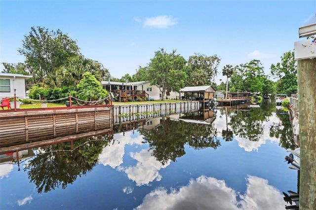 56348 MAPLE ROAD, Astor, FL 32102