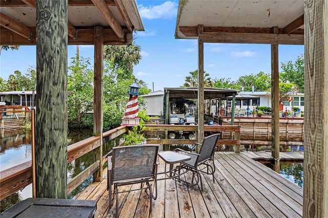 56348 MAPLE ROAD, Astor, FL 32102