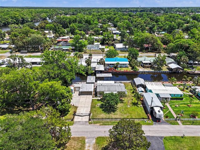 56348 MAPLE ROAD, Astor, FL 32102