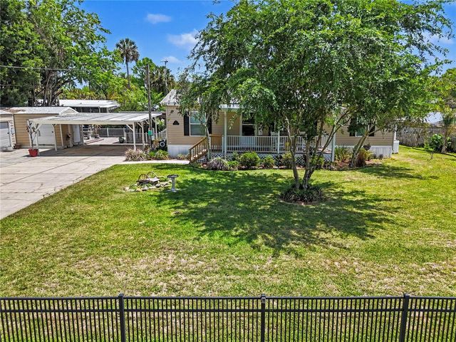 56348 MAPLE ROAD, Astor, FL 32102