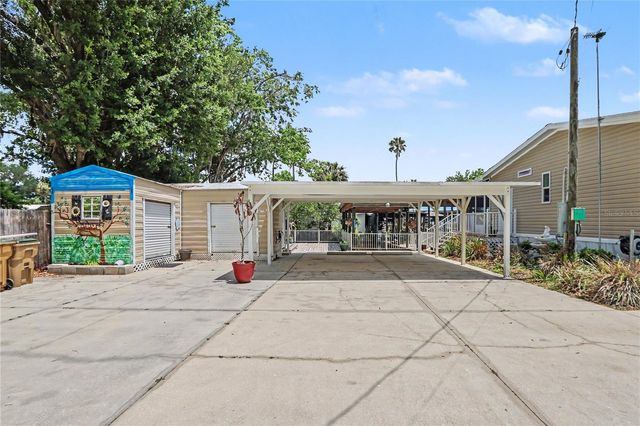 56348 MAPLE ROAD, Astor, FL 32102