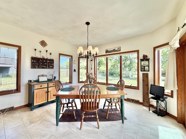 782 N Waveland Road, Janesville, WI 53548