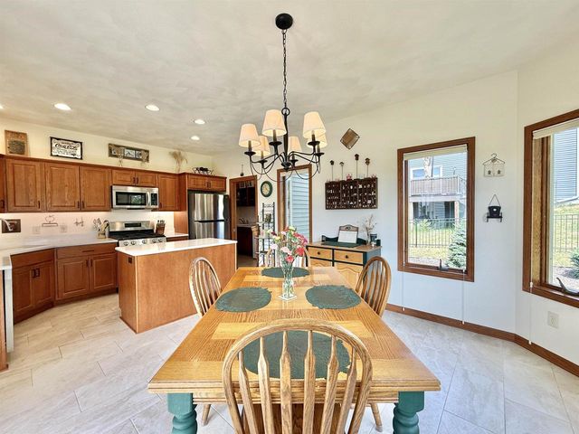 782 N Waveland Road, Janesville, WI 53548