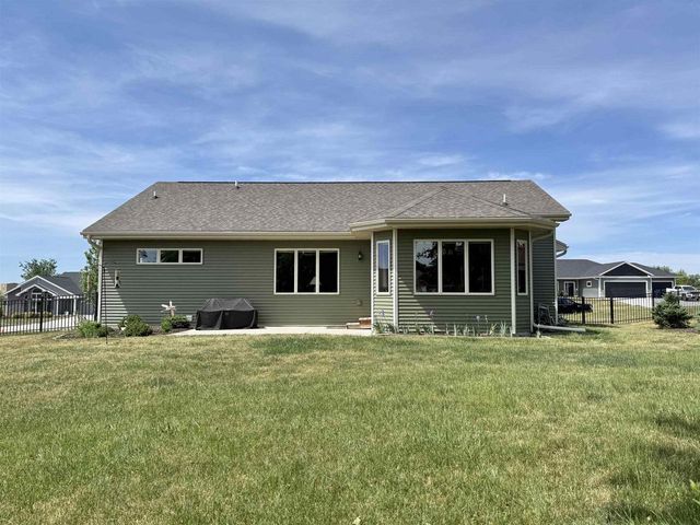 782 N Waveland Road, Janesville, WI 53548