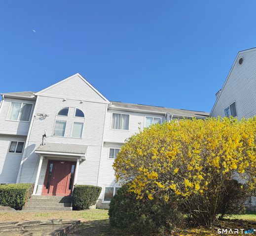 147 Hamden Avenue B, Waterbury, CT 06704