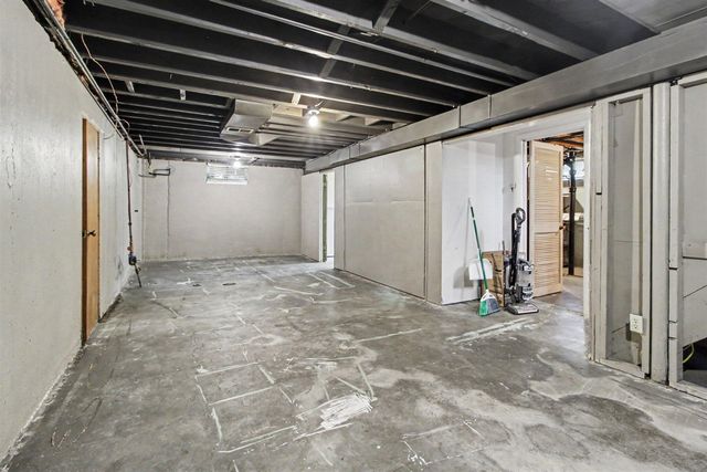 1210 Hull, Ypsilanti, MI 48198