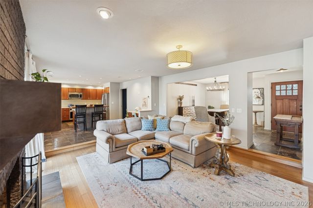 18013 E 93rd Street North, Owasso, OK 74055