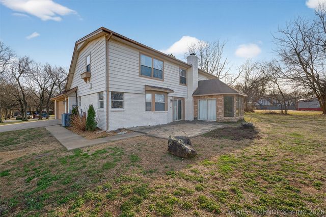 18013 E 93rd Street North, Owasso, OK 74055