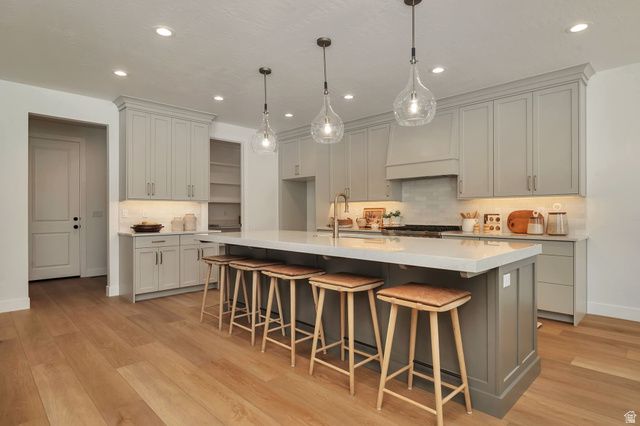 461 W SUMMERHILL LN, Centerville, UT 84014