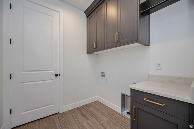 461 W SUMMERHILL LN, Centerville, UT 84014