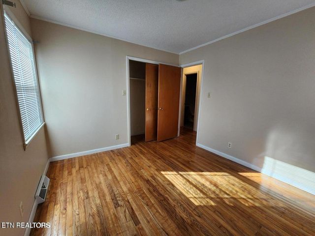 1506 Ridgeway Circle, Athens, TN 37303