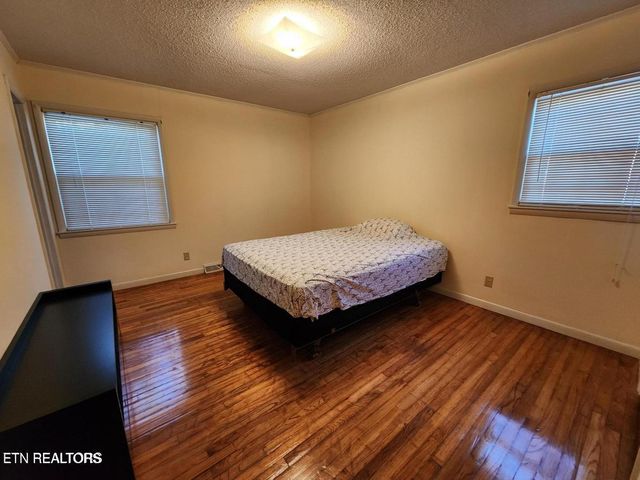 1506 Ridgeway Circle, Athens, TN 37303