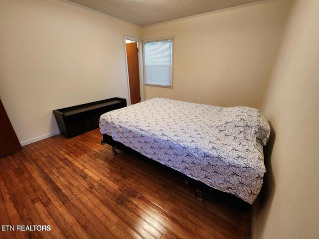 1506 Ridgeway Circle, Athens, TN 37303