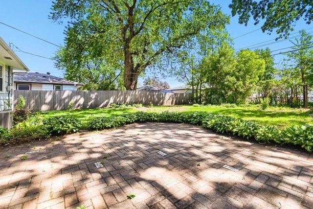 5309 Bernard Avenue N, Crystal, MN 55429