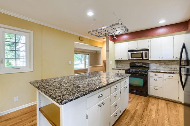 5309 Bernard Avenue N, Crystal, MN 55429