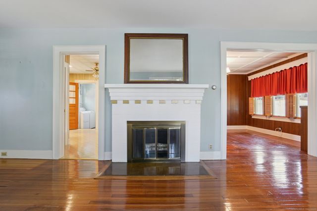 152 Blydenburg Avenue, New London, CT 06320
