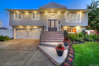 3784 Carrel Boulevard, Oceanside, NY 11572