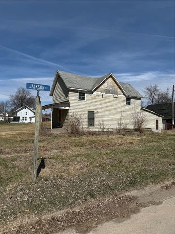 702 2nd Street, Redfield, IA 50233