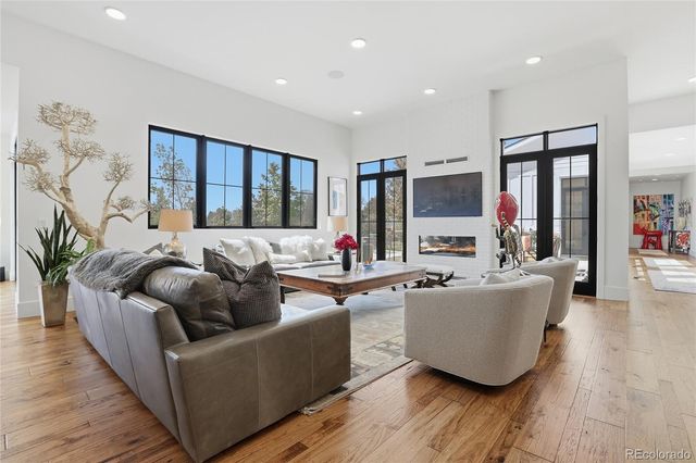 315 Shadycroft Drive, Littleton, CO 80120