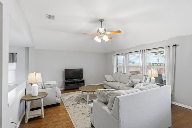 418 Ashland Drive, Wylie, TX 75098