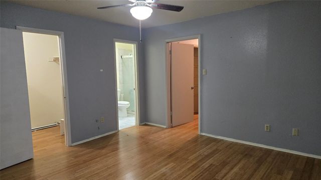 7913 Grove Ridge Drive, Houston, TX 77061