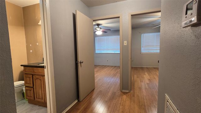 7913 Grove Ridge Drive, Houston, TX 77061