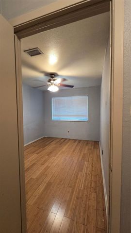 7913 Grove Ridge Drive, Houston, TX 77061