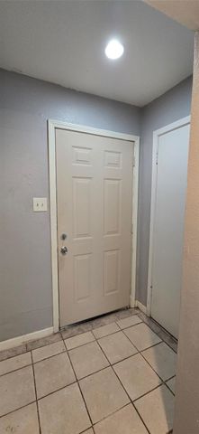 7913 Grove Ridge Drive, Houston, TX 77061