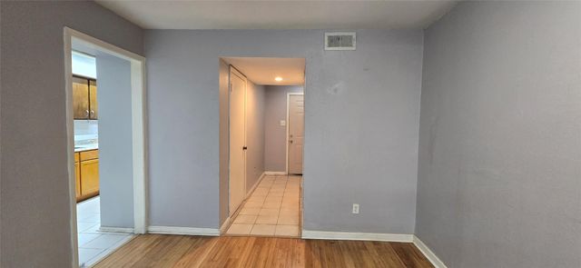 7913 Grove Ridge Drive, Houston, TX 77061