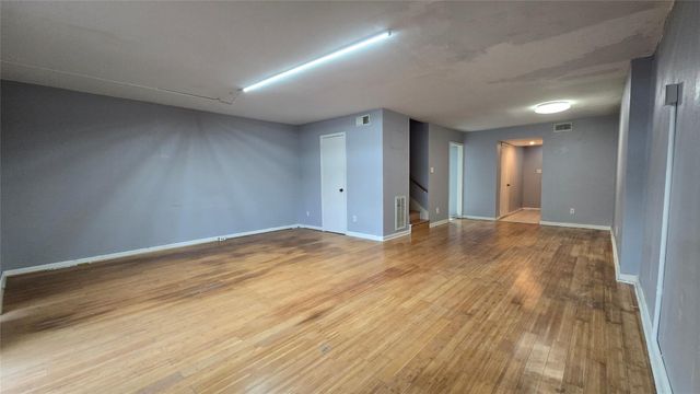 7913 Grove Ridge Drive, Houston, TX 77061