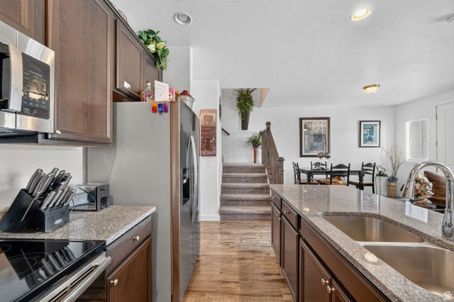 1268 W CINCH WAY, Bluffdale, UT 84065