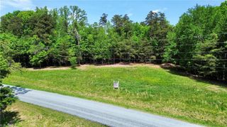 4051 Rolling Hill Drive, Tobaccoville, NC 27050