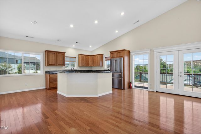 589 N Heights Drive, Eagle Point, OR 97524