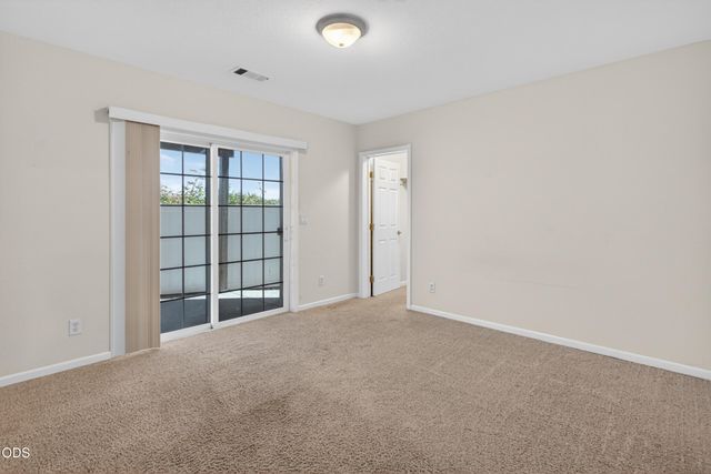 589 N Heights Drive, Eagle Point, OR 97524