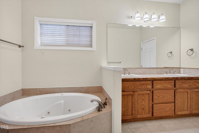 589 N Heights Drive, Eagle Point, OR 97524