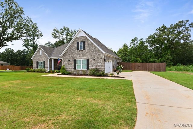 311 Alston Drive, Wetumpka, AL 36093