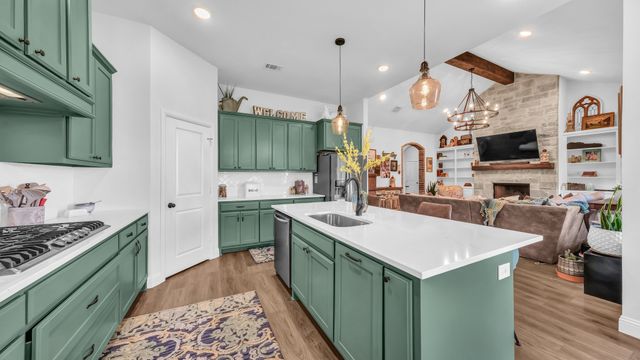 119 Oak View Drive, Godley, TX 76044