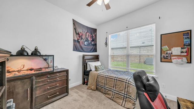 119 Oak View Drive, Godley, TX 76044