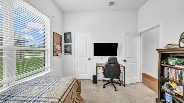 119 Oak View Drive, Godley, TX 76044