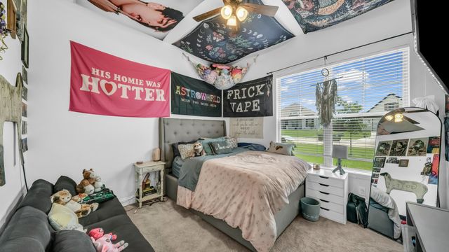 119 Oak View Drive, Godley, TX 76044