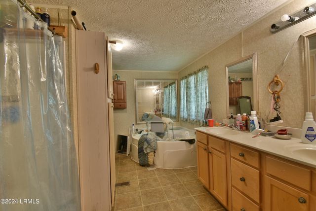 301 Old Pocotaligo Road, Yemassee, SC 29945