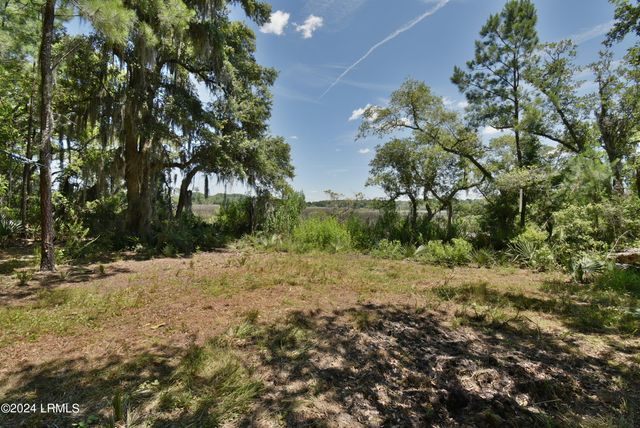 301 Old Pocotaligo Road, Yemassee, SC 29945