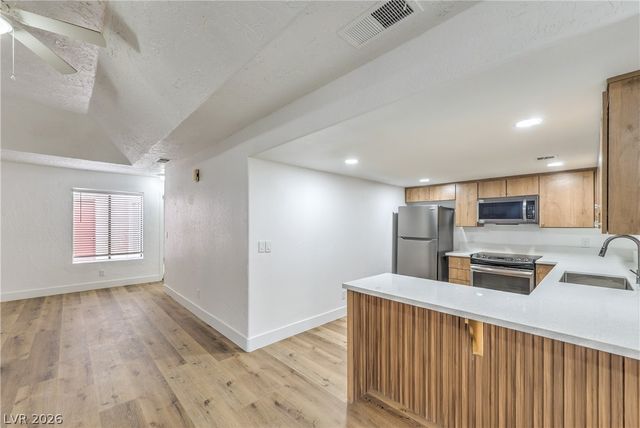 1857 Arbol Verde Way, Las Vegas, NV 89119