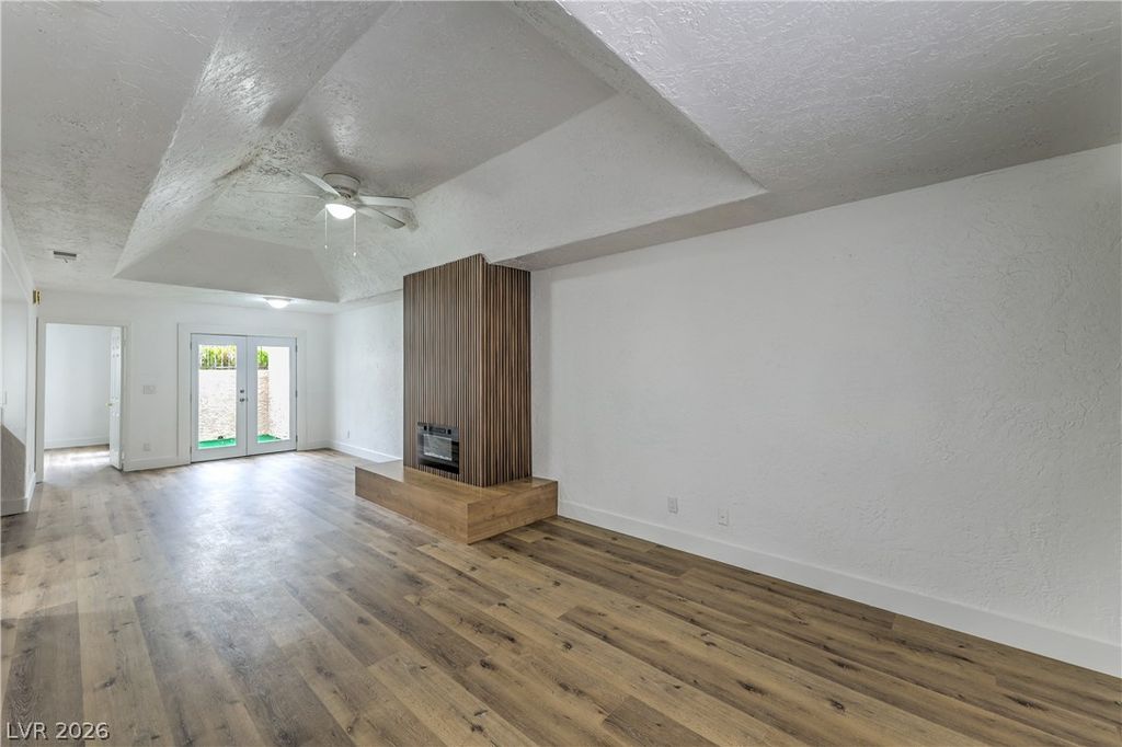 Image 11 of property listing at 1857 Arbol Verde Way, Las Vegas, NV 89119
