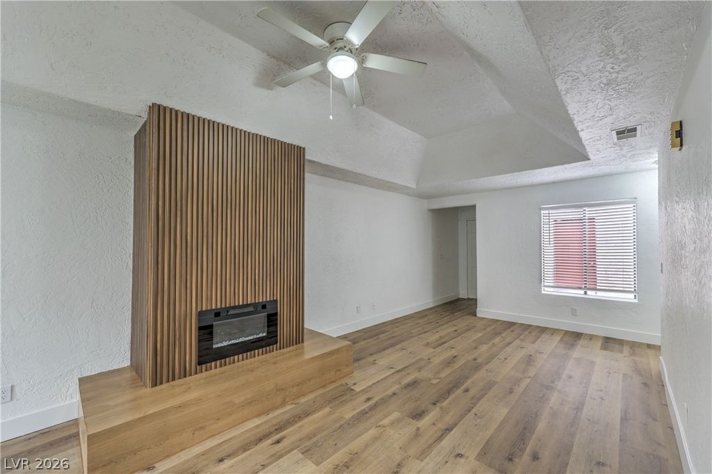 Image 3 of property listing at 1857 Arbol Verde Way, Las Vegas, NV 89119