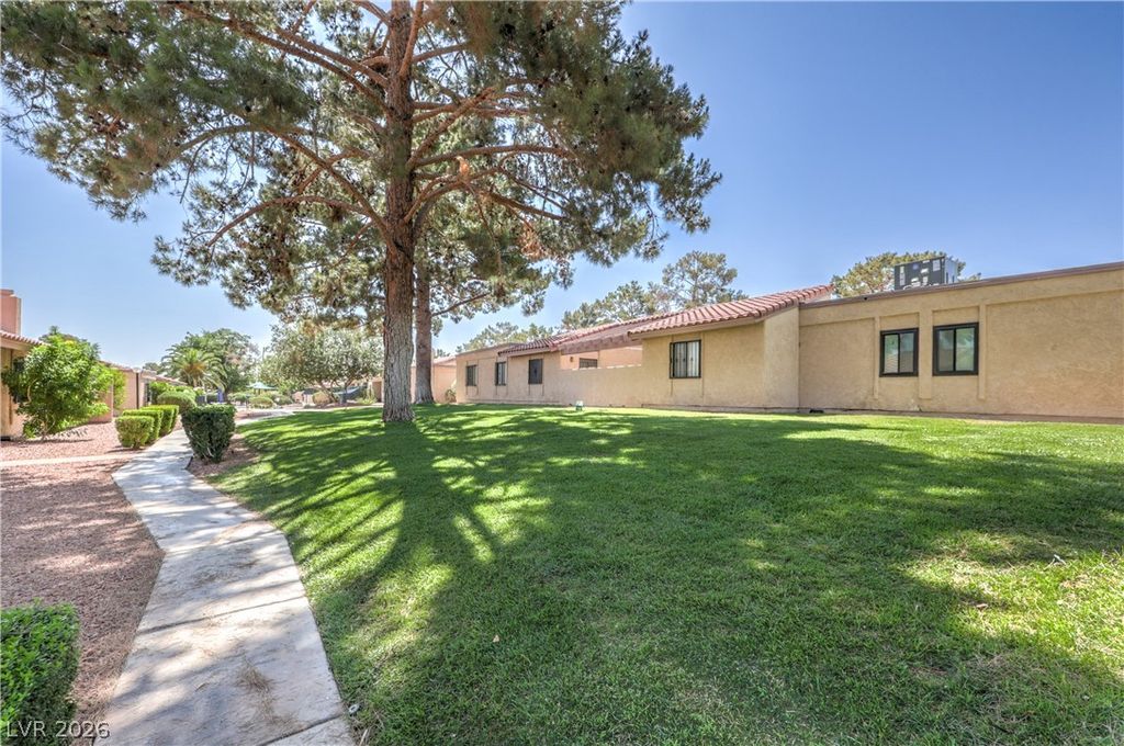Image 31 of property listing at 1857 Arbol Verde Way, Las Vegas, NV 89119