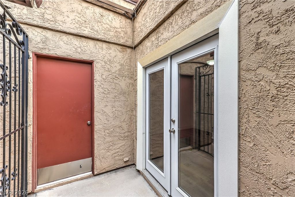 Image 7 of property listing at 1857 Arbol Verde Way, Las Vegas, NV 89119