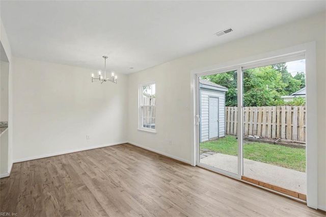 18 Bayview CT, Hampton, VA 23664