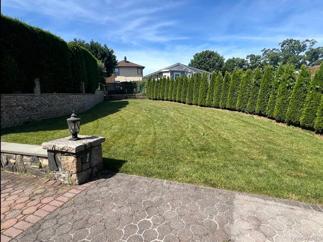 46 Glen Road 1, Eastchester, NY 10709