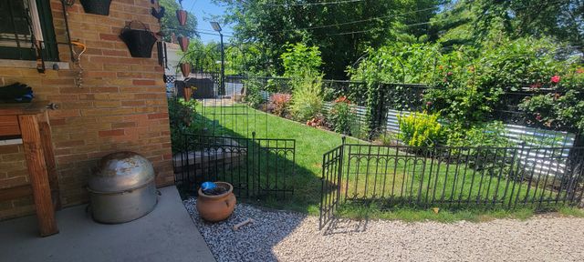 5435 Reba Street, Morton Grove, IL 60053